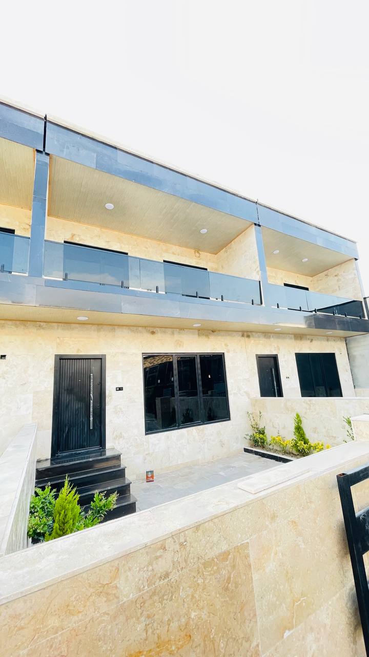 تخفیف-ویژه-آخر-هفته-ویلای-دوبلکس-مدرن-آهودشت
