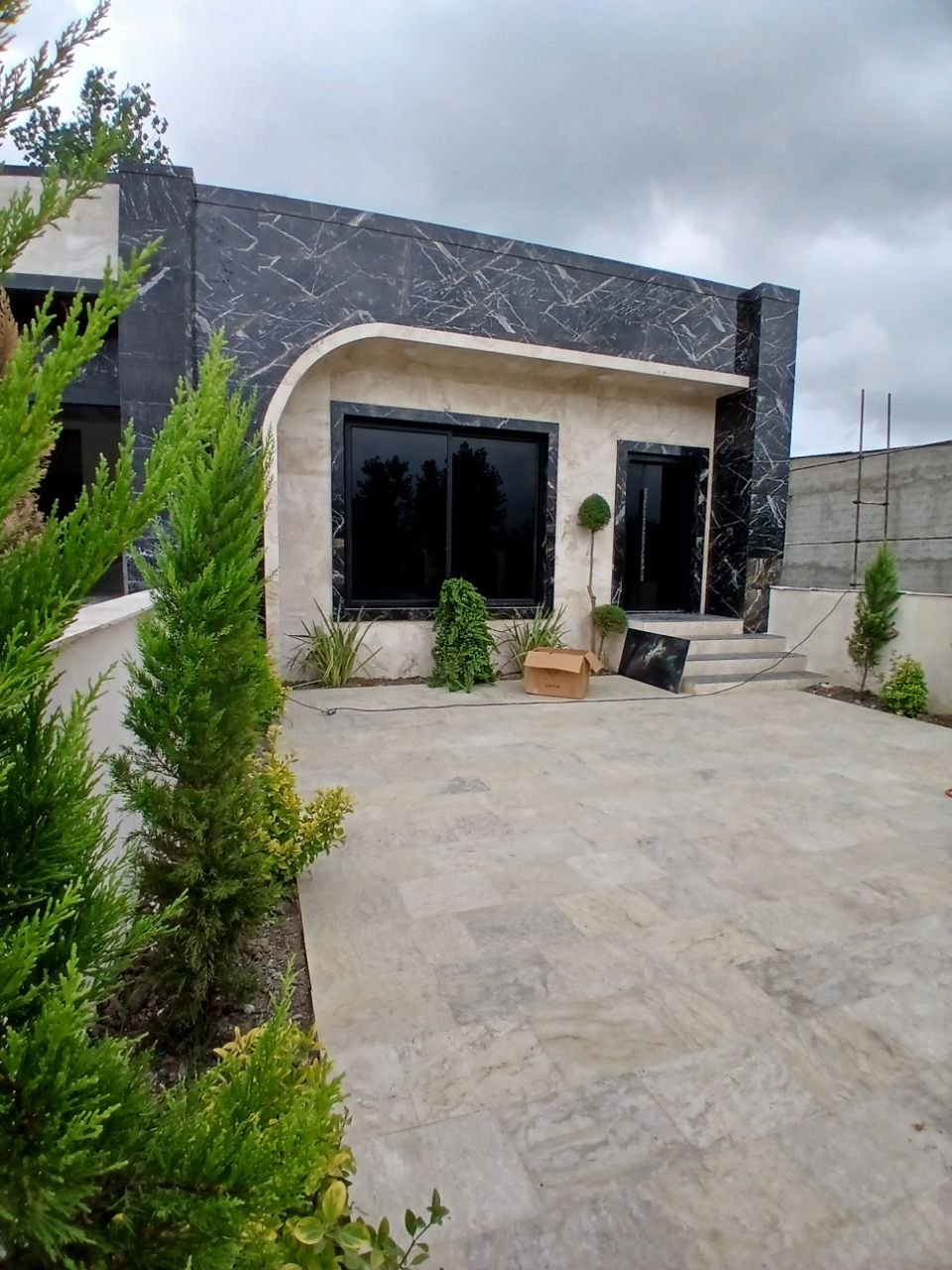 فروش-ویلای-فلت-نما-سنگ-امیرآباد-بالادست-۱۴۵