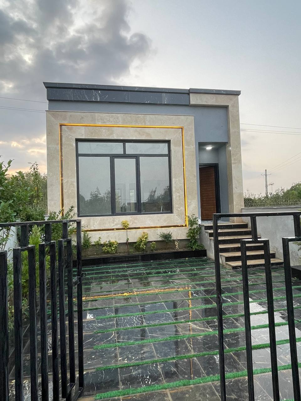 فروش-ویلای-همکف-۱۲۵-متر-زمین-۷۰-متر