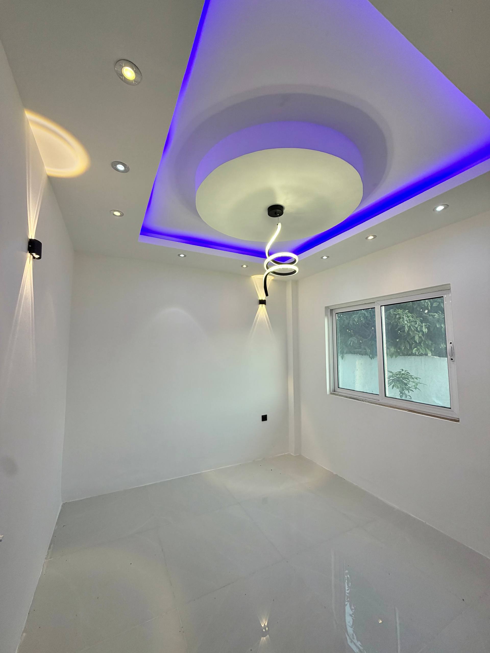 ویلای-دوبلکس-امیرآباد-۲۵۰-متر-زمین-۴-خواب