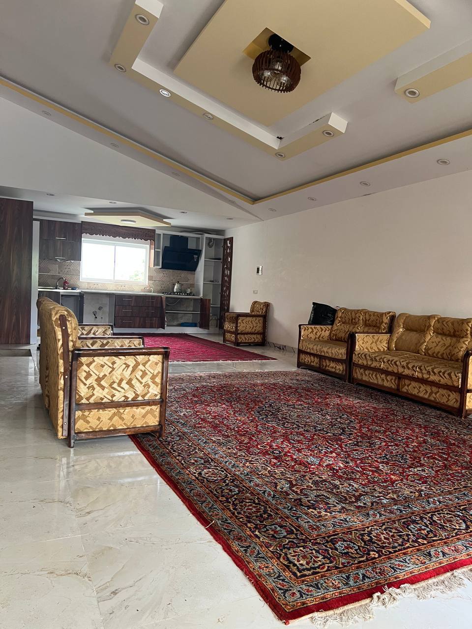 ویلاباغ-نیم-پیلوت-بهدشت-۴۰۰-متر-زمین-۳