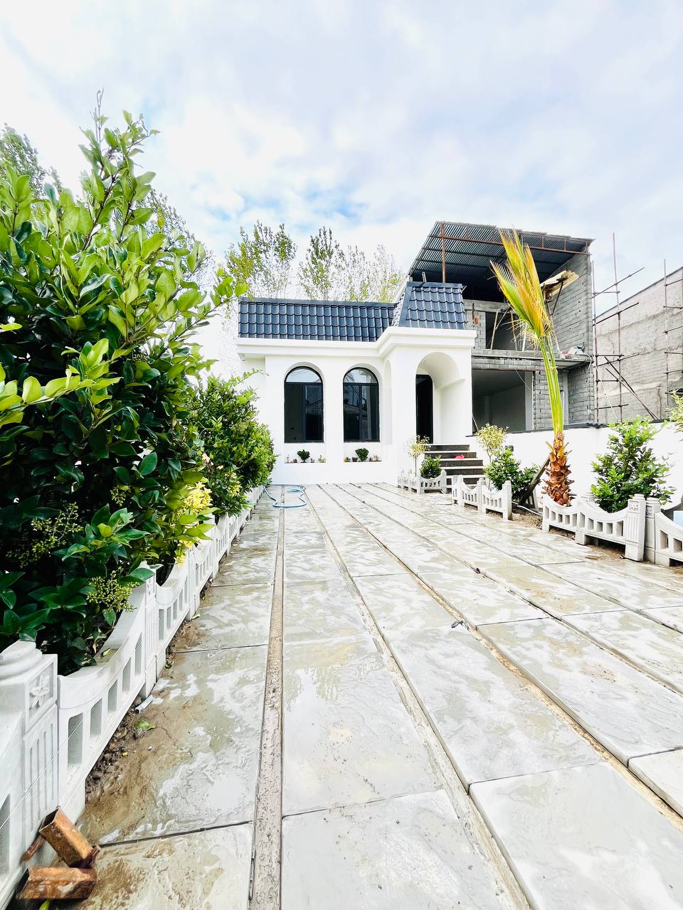 فروش-ویلای-نما-خلیجی-۱۵۰-متر-زمین-۱۰۰