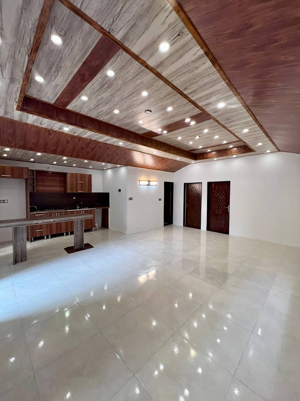 فروش-ویلای-همکف-مشجر-آهودشت-۱۸۰-متر-زمین