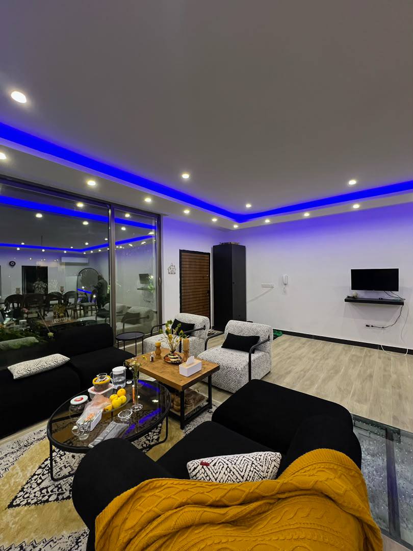 ویلای-تریبلکس-مدرن-بهدشت-۳-خواب-مستر-نزدیک