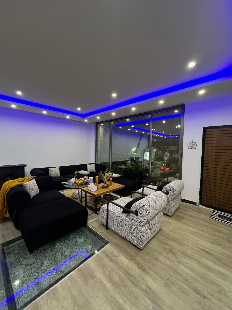 ویلای-تریبلکس-مدرن-بهدشت-۳-خواب-مستر-نزدیک