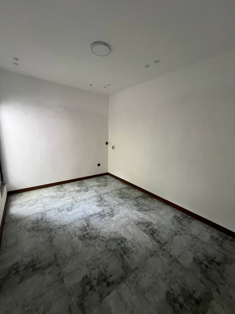 ویلای-فلت-مدرن-آپادانا-۱۷۰-متر-زمین-تاپ