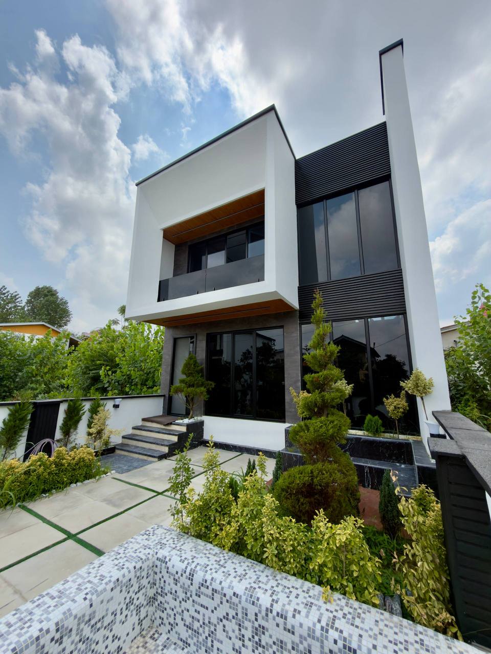 ویلای-دوبلکس-مدرن-بهدشت-۱۴-میلیارد-تومان