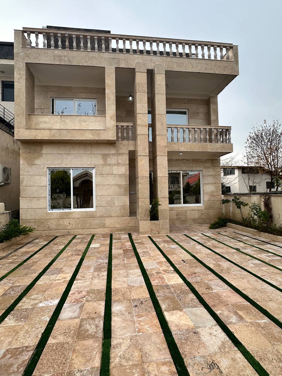 ویلای-تریبلکس-سنگی-بهدشت-۴-خواب