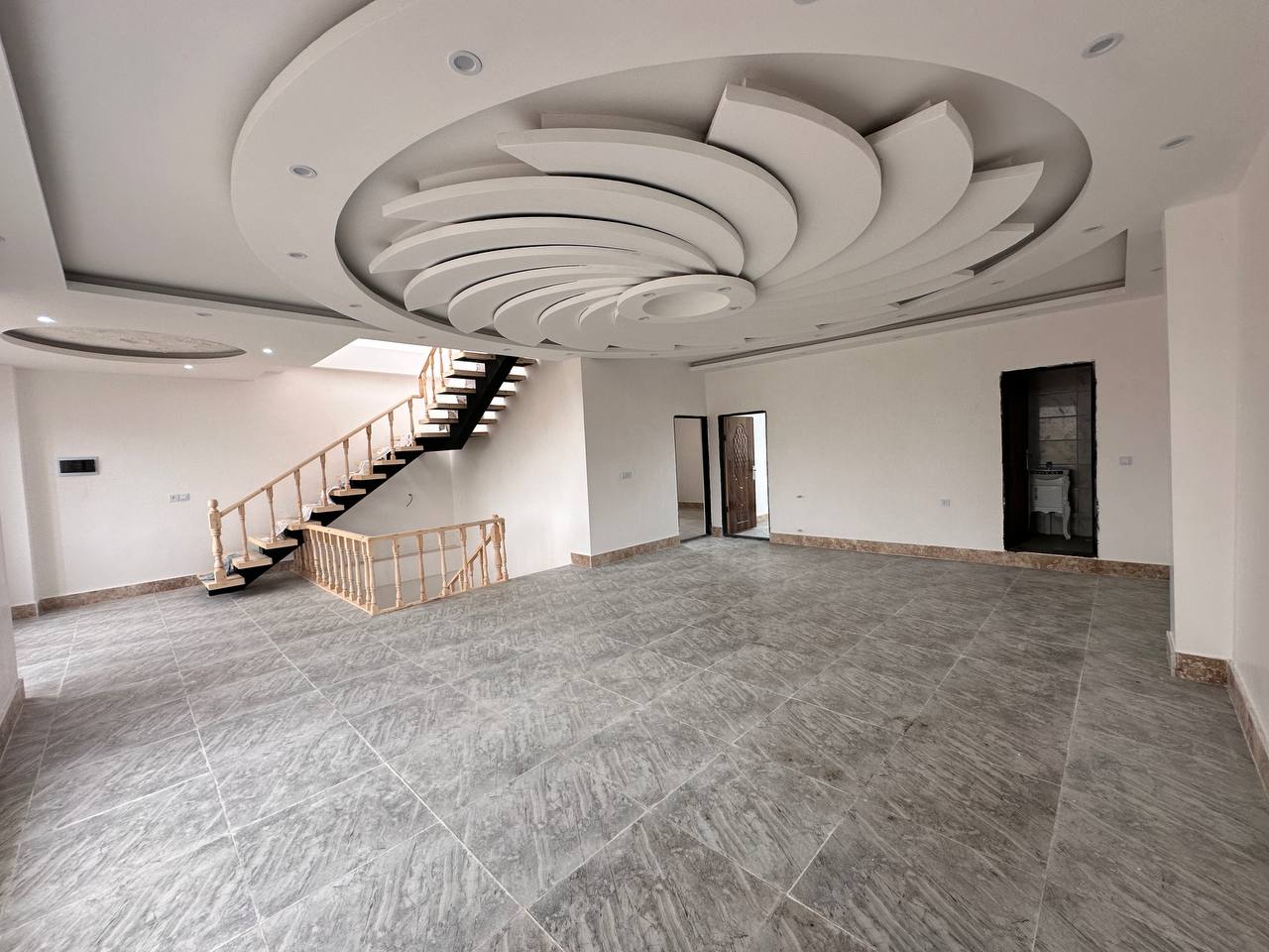 ویلای-تریبلکس-سنگی-بهدشت-۴-خواب