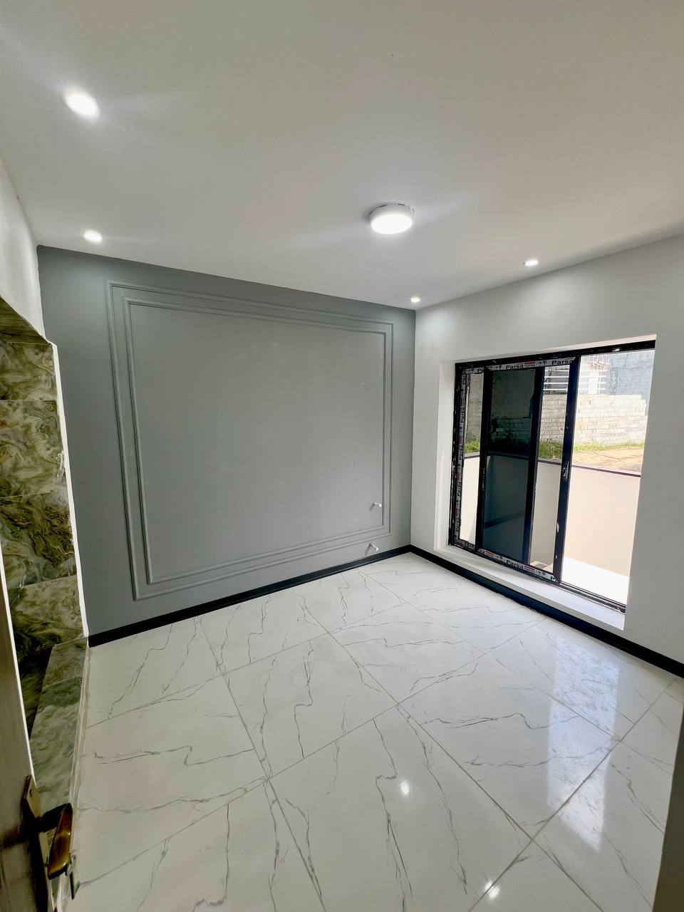 فروش-ویلای-دوبلکس-مدرن-بهدشت-۳-خواب-مستر