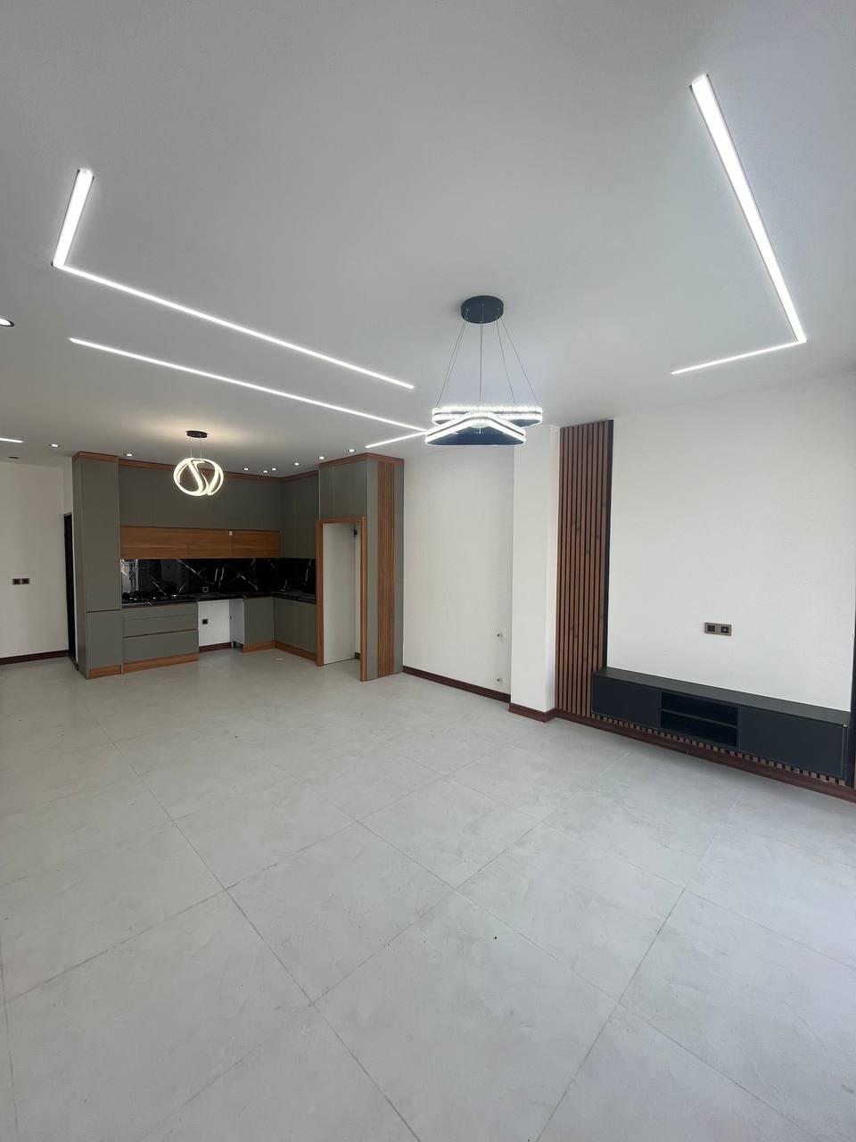 فروش-۲-دستگاه-ویلای-دوبلکس-مدرن-آهودشت-چسبیده